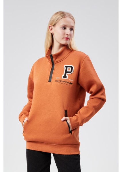Dik Yaka Kadın Ekru Slim Fit Sweatshirt 24FWW64075