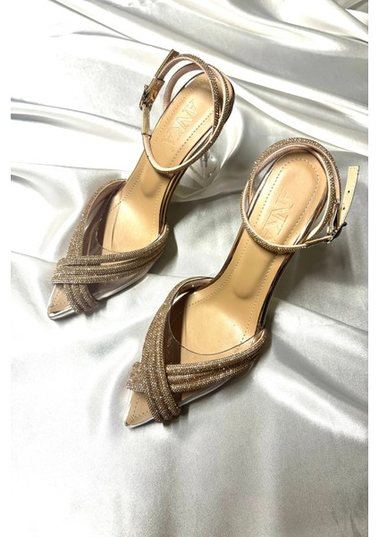 Lady Princess Nude Roze Ten 8cm Şeffaf Çapraz Taşlı 8 cm Şeffaf Topuklu Sivri Burunlu Abiye Ayakkabı