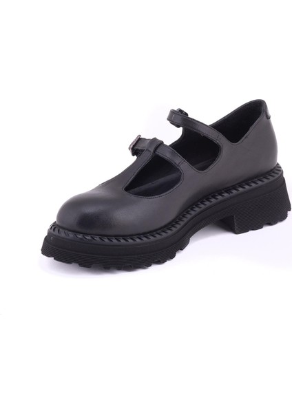 37705 Kadın Sandalet fırsatları