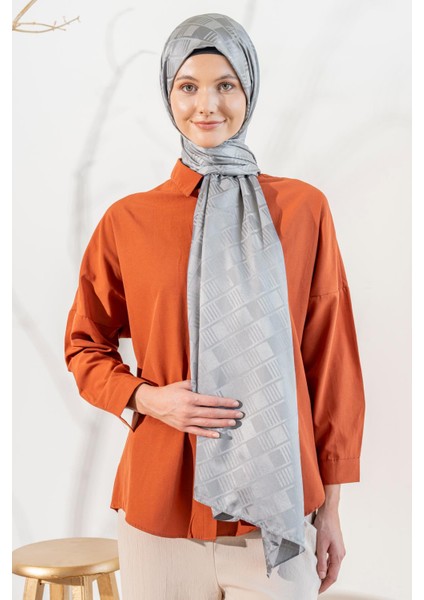 Kadın Küp Desenli Jakarlı Şal