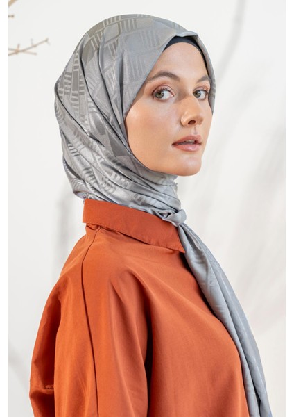 Kadın Küp Desenli Jakarlı Şal fırsatları