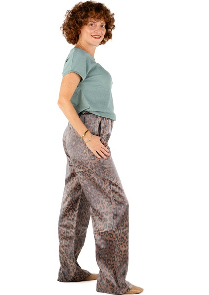 Parlak Kumaş Leopar Desenli Beli Lastikli Kadın Pantolon modelleri