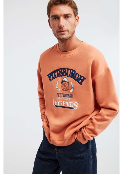 Legends Erkek Kolej Aplike Nakışlı Regular Fit Turuncu Sweatshirt