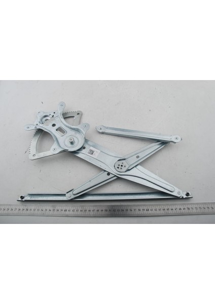 Ön Sağ Cam Krikosu Motorsuz Mitsubishi L200 2007- Cr Uyumlu MN182366