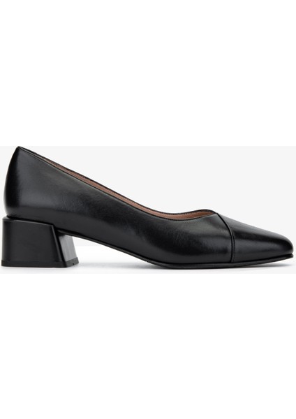 Kadın Deri Siyah Deri Topuklu Ayakkabı 33 ZC-7716 Bn Ayk SK24-25 Sıyah Dr