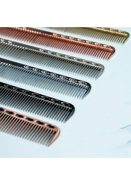 Kapak Küçük Boyutlu 1 Adet Metal Saç Tarak Profesyonel Kuaförlük Taraklar Saç Kesme Ölme Fırçası Taşınabilir Salon Saç Berber Aksesuarları Araçları (Yurt Dışından)
