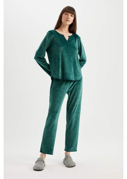 Pijama Takımı V Yaka Velur Uzun Kollu Üst Beli Lastikli Alt-Fall in Love A3356AX24AU fiyatları