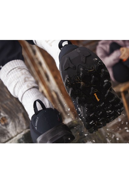 Terrex Winter Slip On Cold.rdy Erkek Outdoor Ayakkabısı ID2890 Siyah fiyatları