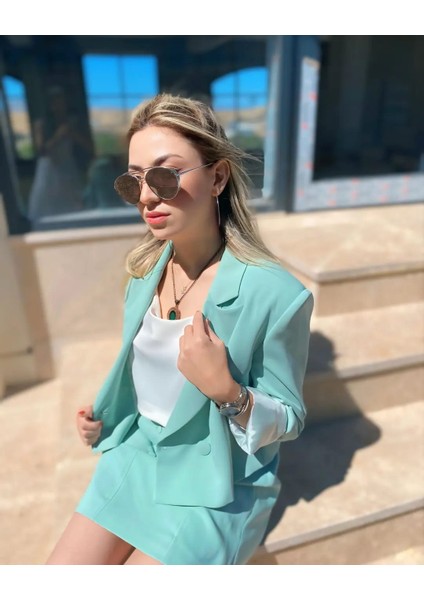 Mit Yeşili Etek