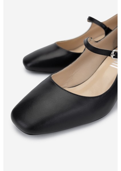 Kadın Deri Siyah Topuklu Ayakkabı 1027 DN554 Bn Ayk SK24-25 Sıyah Cılt modelleri