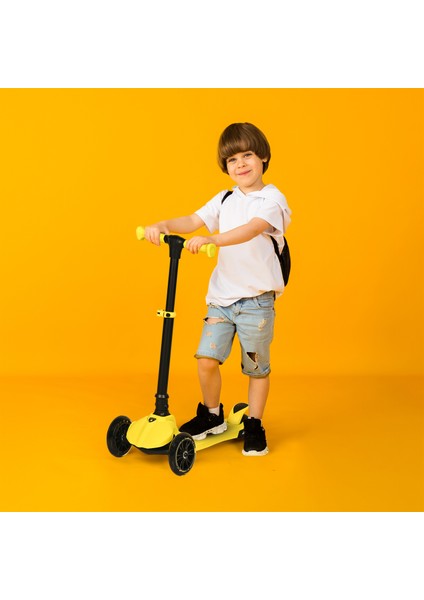 Lisanslı L5 Katlanabilir Işıklı 3 Tekerlekli Çocuk Scooter Sarı