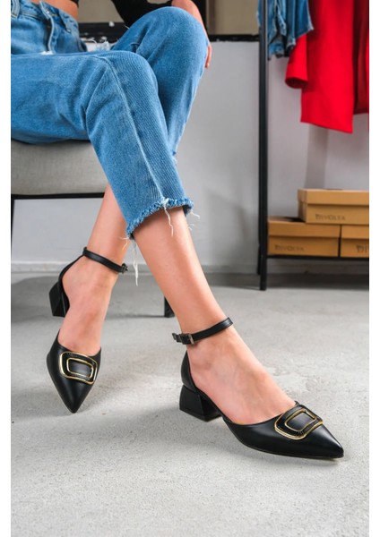 Duxal Shoes Adel Sivri Burun Yanları Açık Toka Detaylı Klasik Topuklu Ayakkabı