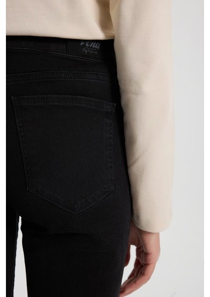 Kadın Gabriel Carbon Black Straight Fit Jean Pantolon fırsatları