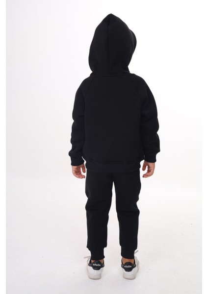 Erkek Çocuk Nakışlı Eşofman Takım fırsatları