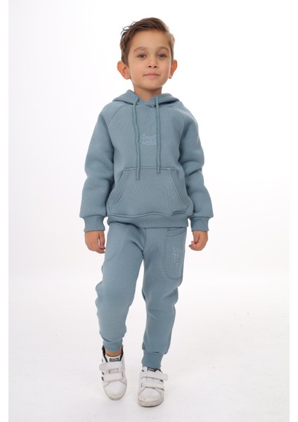 Erkek Çocuk Nakışlı Eşofman Takım modelleri