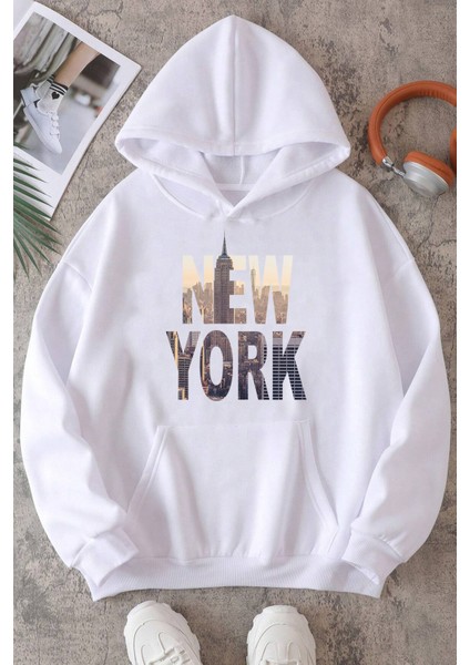 Uygun Tarz New York Baskılı Oversize Sweatshirt