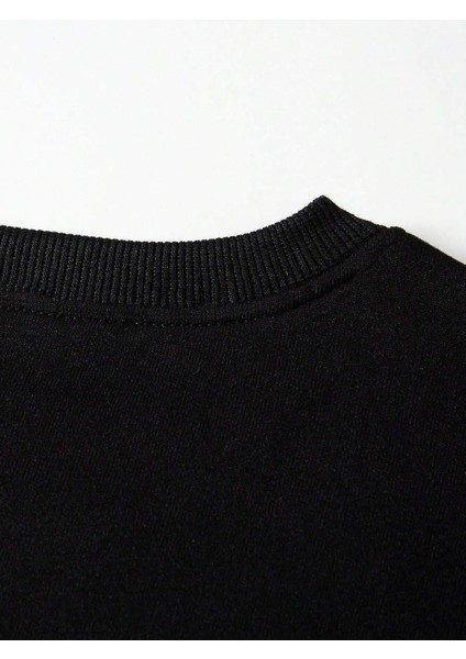 Oversize Bisiklet Yaka Basic Three Love Baskılı Sweatshirt - Siyah modelleri