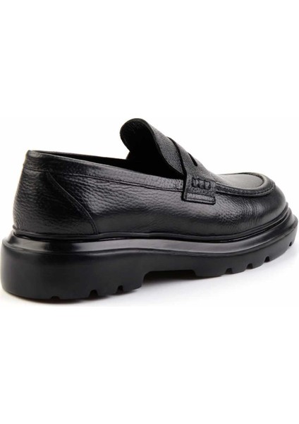 Siyah Floter Deri Erkek Loafer Ayakkabı E01054195440 fırsatları