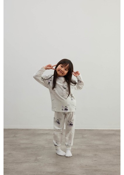 Kız Çocuk Pamuklu Uzun Kollu Pijama Takımı