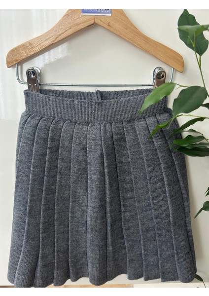 Kız Çocuk Beli Lastikli Pileli Triko Trend Etek modelleri