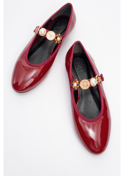 Lauras Bordo Rugan Aksesuarlı Kadın Babet Ayakkabı fiyatları