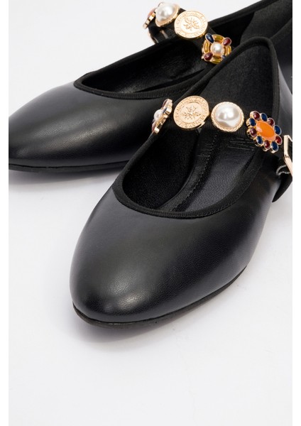 Lauras Siyah Cilt Aksesuarlı Kadın Babet Ayakkabı modelleri