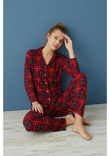 Kışlık Boy Düğmeli Ekoseli Süet Kumaş Kadın Pijama Takımı