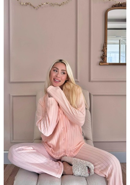 Turuncu Puan Önden Düğmeli Peluş Polar Pijama Takımı fiyatları