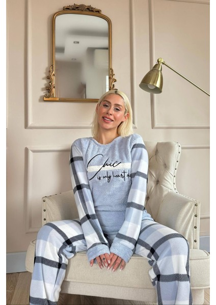 Deep Chic Desenli Kadın Peluş Pijama Takımı