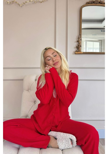 Kırmızı Düz Önden Düğmeli Peluş Polar Pijama Takımı modelleri