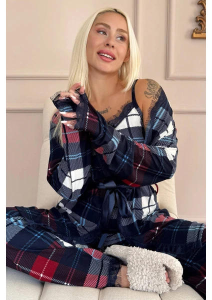 Pijama Evi Ekose Baskılı Sabahlıklı Kadife Pijama Takımı