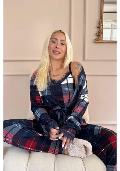 Kadın Ekose Desenli Kadife Pijama Takımı Rahat ve Şık 3 Parça Set fiyatları