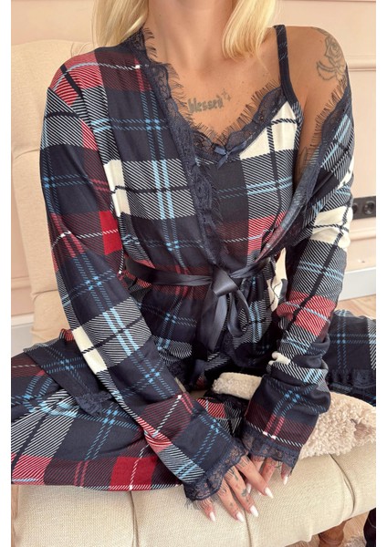 Kadın Ekose Desenli Kadife Pijama Takımı Rahat ve Şık 3 Parça Set