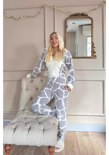 Gri Dalmaçyalı Desenli Polar Peluş Tulum Kadın Pijama