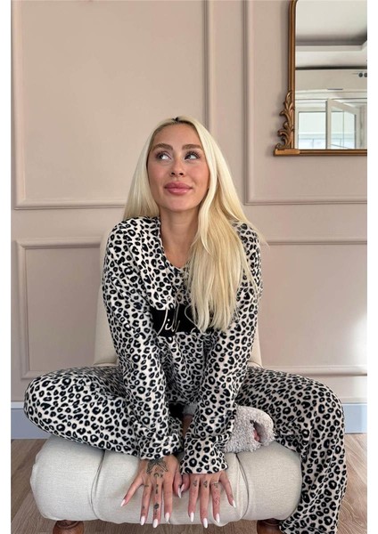 Kahverengi Wild Soul Desenli Peluş Polar Pijama Takımı fırsatları