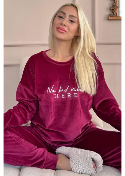 Bordo Vibes Desenli Exclusive Kadife Kadın Pijama Takımı