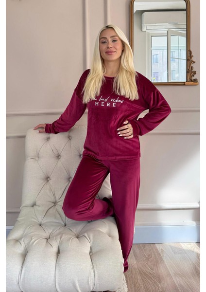 Bordo Vibes Desenli Exclusive Kadife Kadın Pijama Takımı