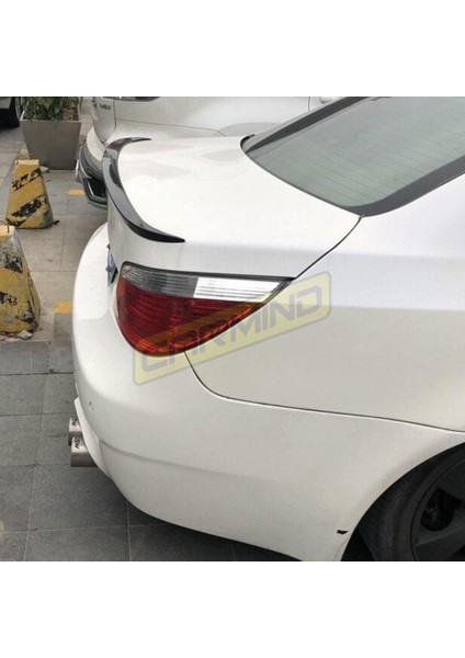 Bmw 5 Serisi E60 Bagaj Üstü Spoiler Piano Black modelleri
