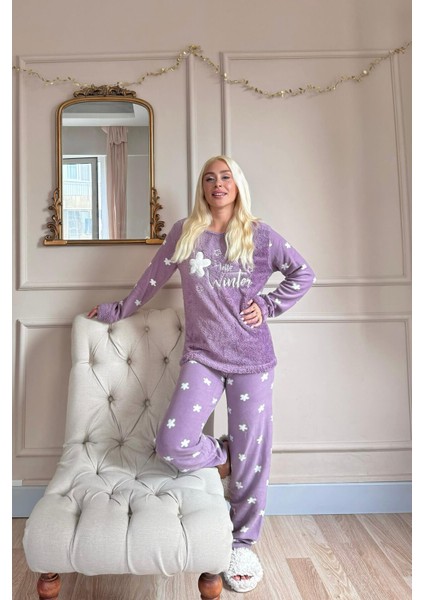 Hello Winter Desenli Kadın Peluş Pijama Takımı indirimleri