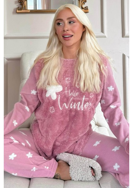 Hello Winter Desenli Kadın Peluş Pijama Takımı