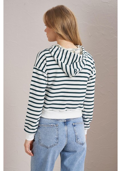 Kadın Nefti Çzigili Üç Iplik Şardonsuz Kapüşonlu Crop Sweatshirt indirimleri