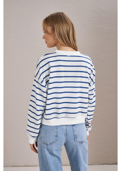 Kadın Indigo Bisiklet Yaka Çizgili Kalp Nakışlı Iki Iplik Basic Sweatshirt