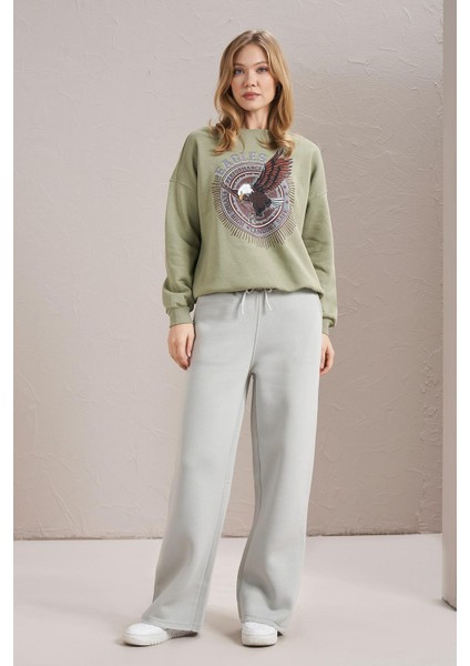 Kadın Olive Bisiklet Yaka Eagles Baskılı Üç Iplik Basic Sweatshirt fırsatları