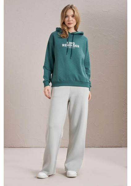 Kadın Nefti Kind Reminder Baskılı Üç Iplik Kanguru Cepli Sweatshirt fırsatları