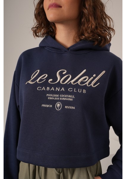 Le Soleil Nakışlı Kapüşonlu Lacivert Crop Sweatshirt