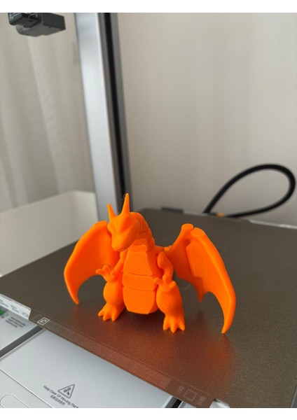 Hareketli Pokemon Charizard Figürü