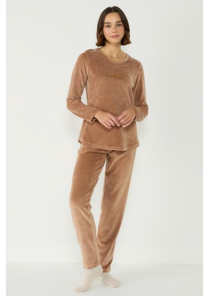 Kadife Bisiklet Yaka Uzun Kol Cepli Pijama Takım 403093 Kahverengi