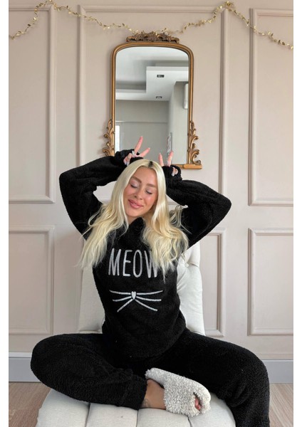 Siyah Meow Desenli Tam Peluş Pijama Takımı