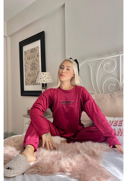 Bordo Enjoy Desenli Exclusive Kadife Kadın Pijama Takımı fiyatları