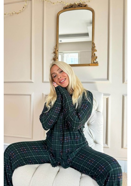 Yeşil Ekose Baskılı Önden Düğmeli Uzun Kollu Kadife Pijama Takımı fiyatları
